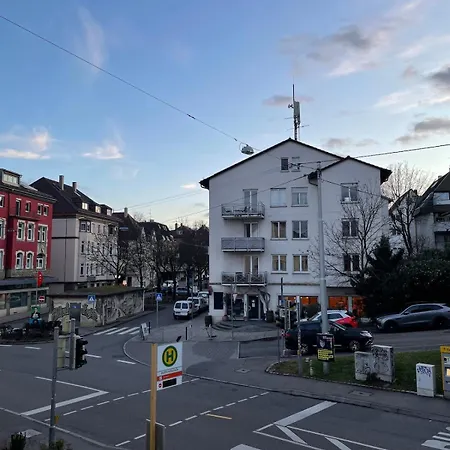 Helles In Zentraler Hoehenlage Apartamento